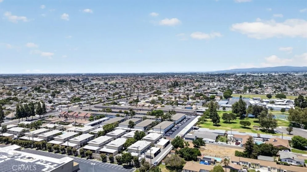 8788 Valley View #C photo 24
