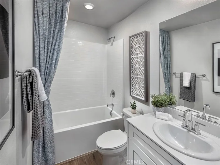 1002 Lotus Drive photo 8