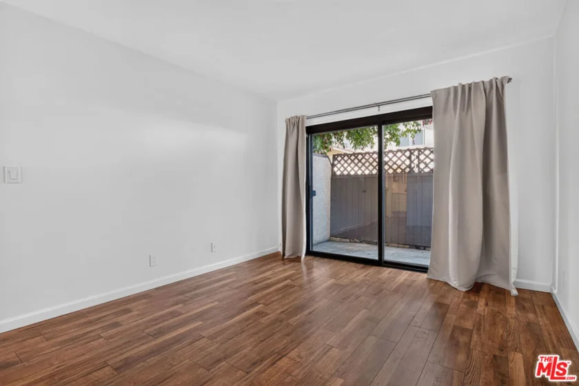 6716 Clybourn Avenue #147 photo 14