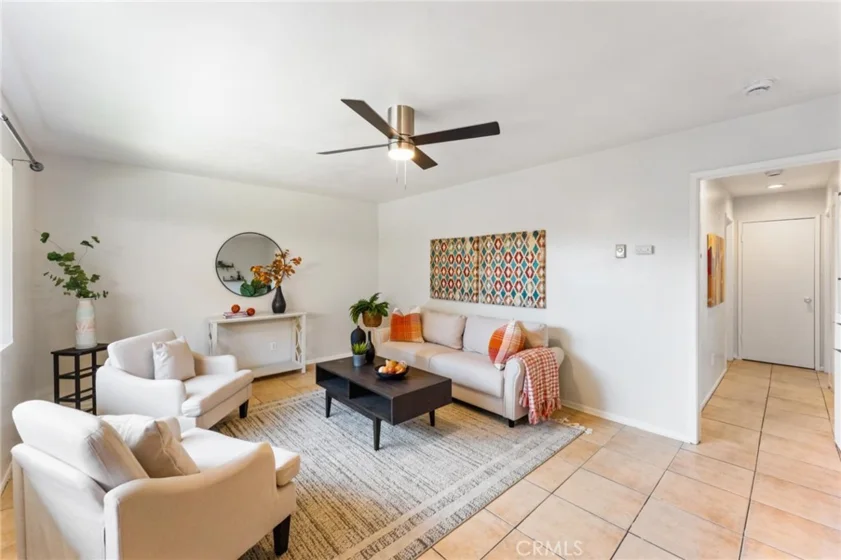5535 Ackerfield Avenue #10 photo 1