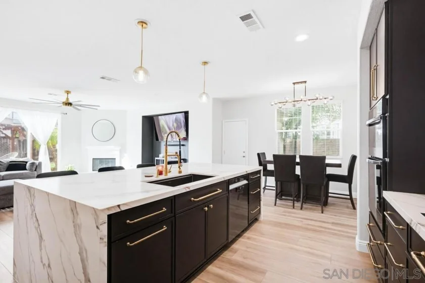 30303 Laruns Street photo 24
