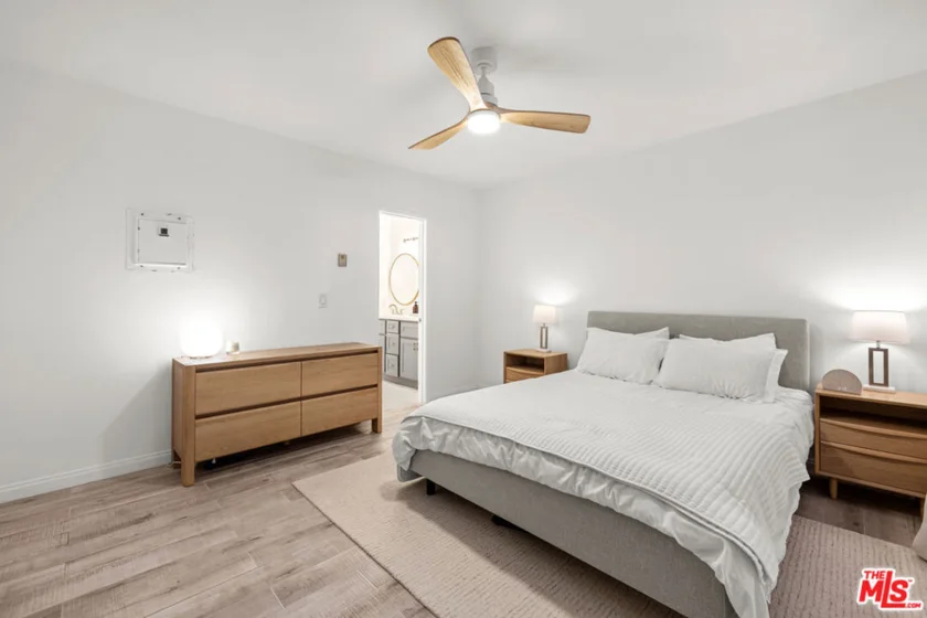 5651 Windsor Way #101 photo 12