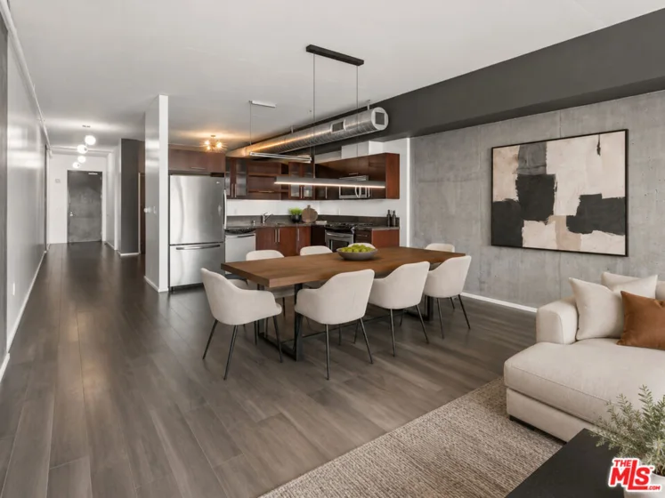 1111 S Grand Avenue #716 photo 2