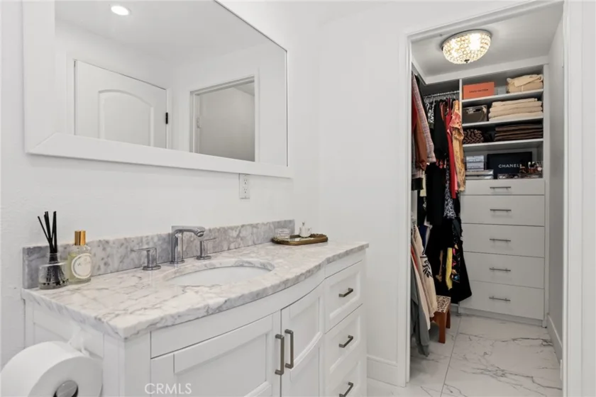 10926 Bluffside Drive #30 photo 17