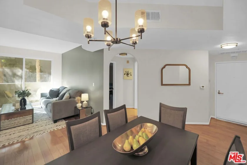 620 S Gramercy Place #135 photo 32