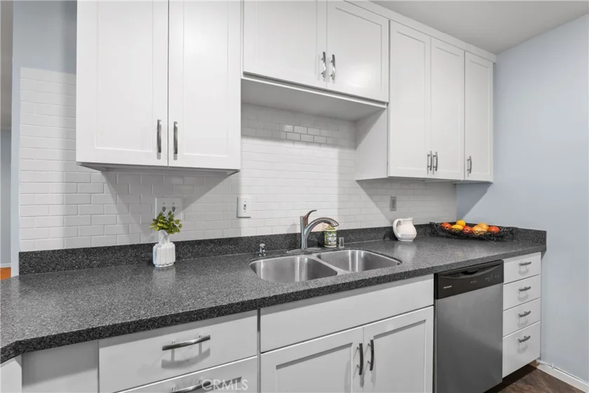 4252 Fair Avenue #22 photo 11