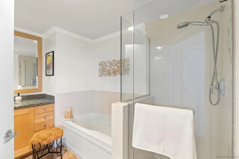 700 W Harbor Drive #1502 photo 18