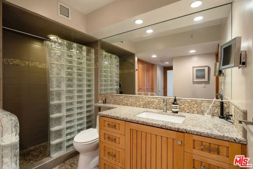 201 Ocean Avenue #1105P photo 15