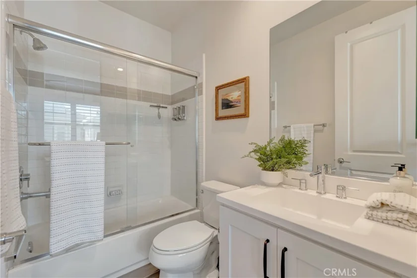 2105 Two Harbors Circle photo 22