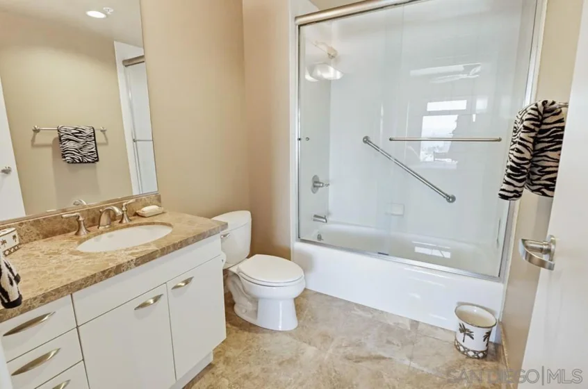 645 Front Street #1806 photo 16
