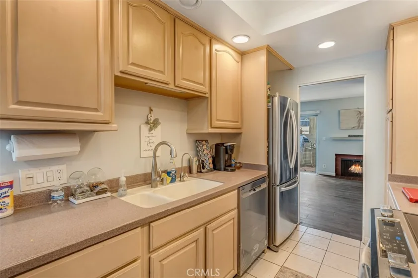 6863 Mulberry photo 13