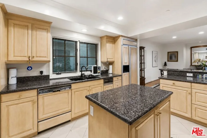 277 S Spalding Drive #203 photo 14