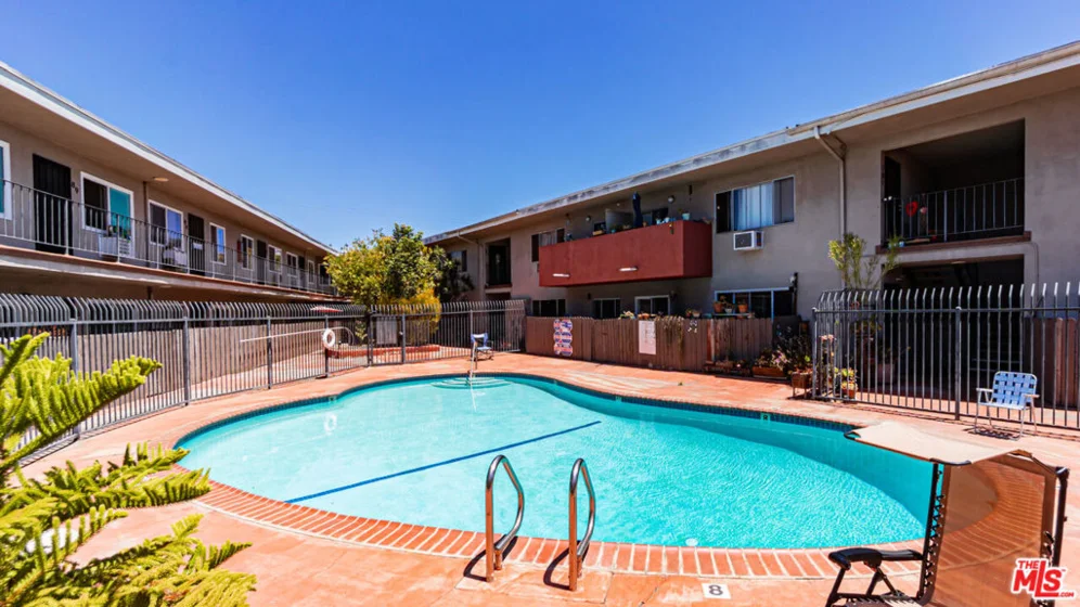 5050 Linden Avenue #75 photo 17