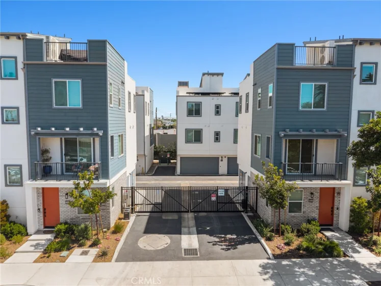 606 Dawson photo 23