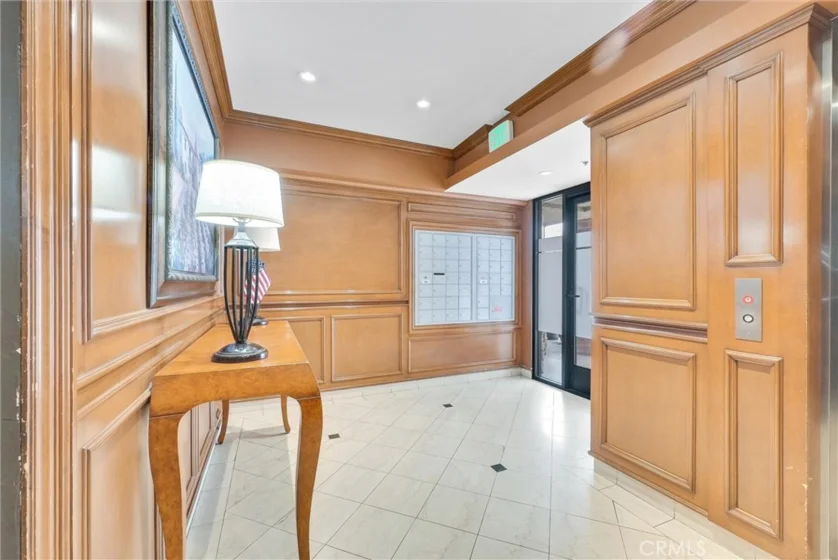 35 Linden Ave Unit 304 photo 5
