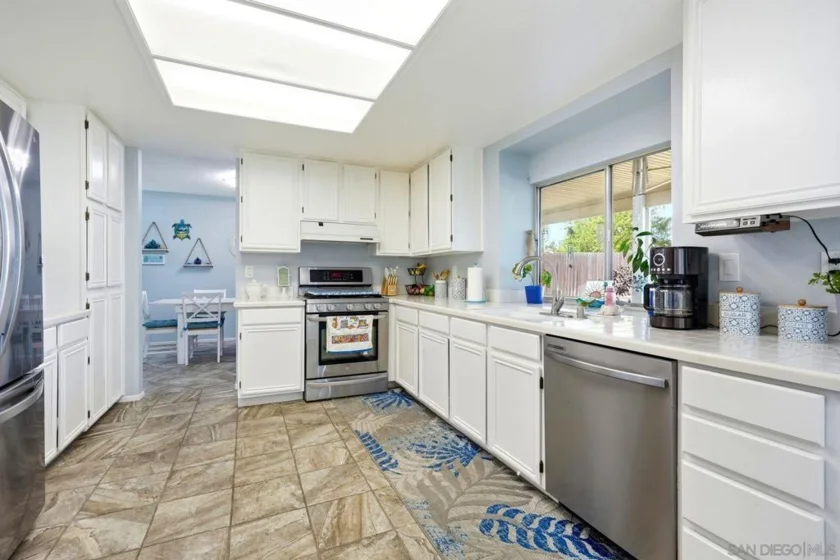 39813 Creative Drive photo 10