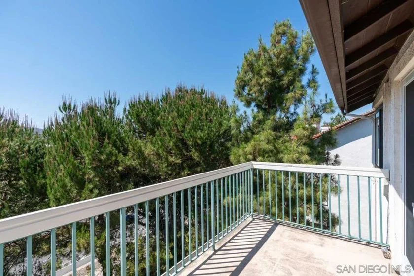 16470 Avenida Venusto #Unit F photo 10