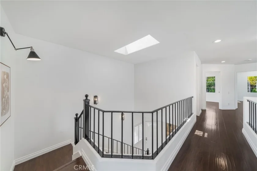 84 Hawaii Drive photo 35