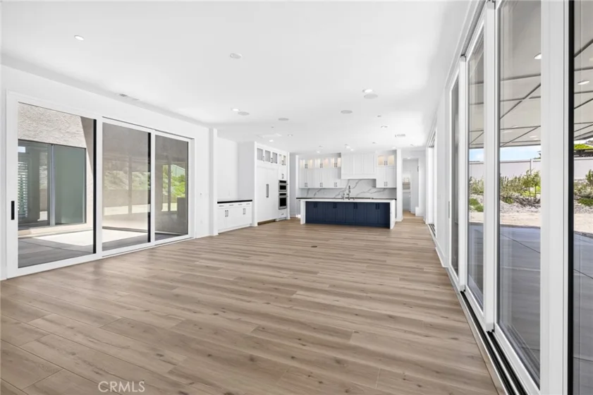 39724 Larkspur Terrace photo 32