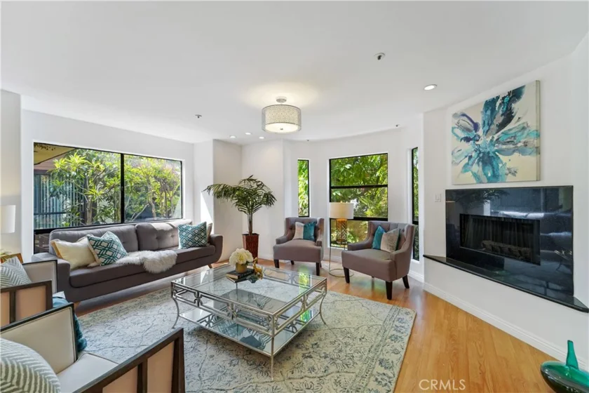 1161 Spazier Avenue #7 photo 1