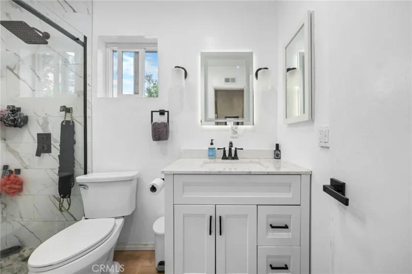 630 S Knott Avenue #25 photo 35