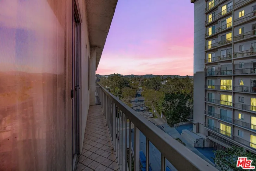 10751 Wilshire Boulevard #801 photo 9