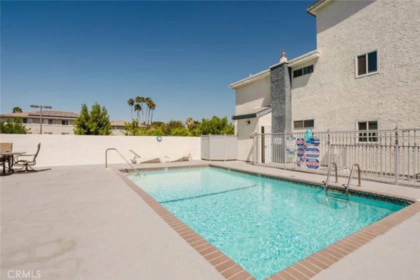 21529 Saticoy Street #217 photo 44