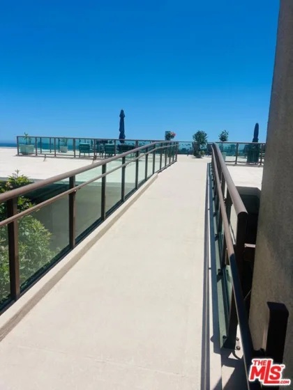 1000 E Ocean Boulevard #104 photo 43