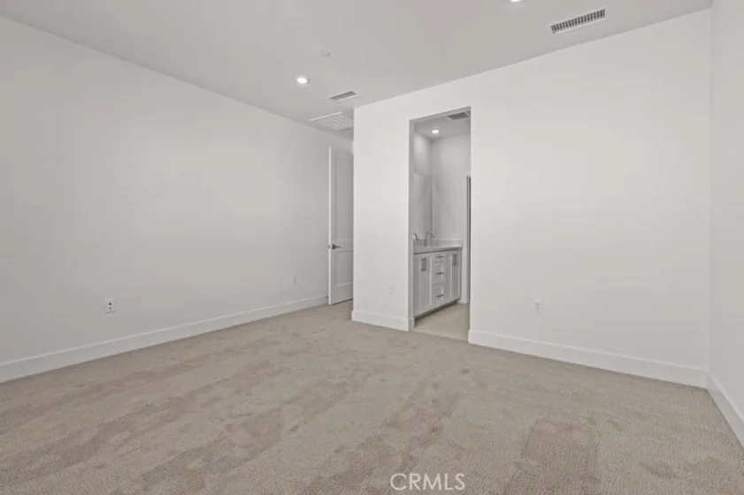 7255 Aura Circle photo 17