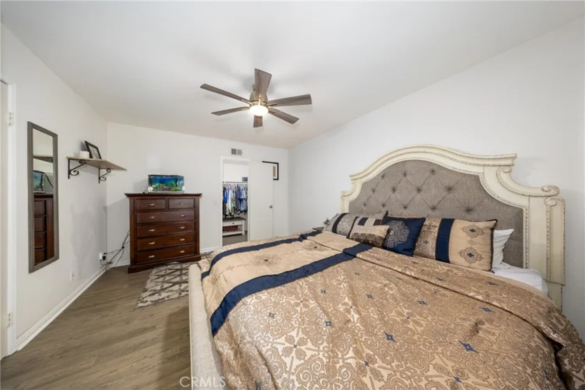 855 Las Lomas #B photo 20