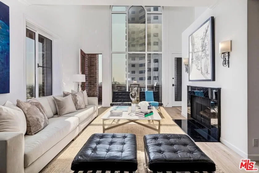 10550 Wilshire Boulevard #705 photo 1