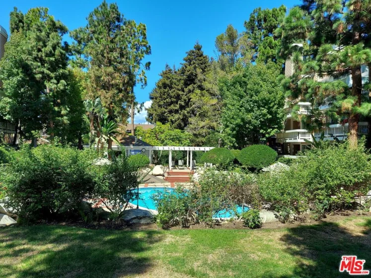 4346 Redwood Avenue #A101 photo 45