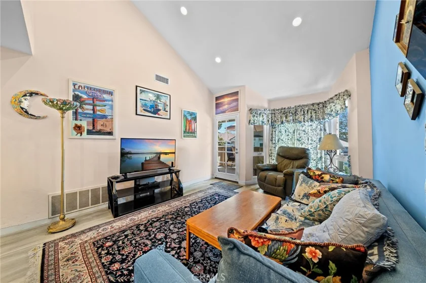 7720 Riverdale #B photo 5