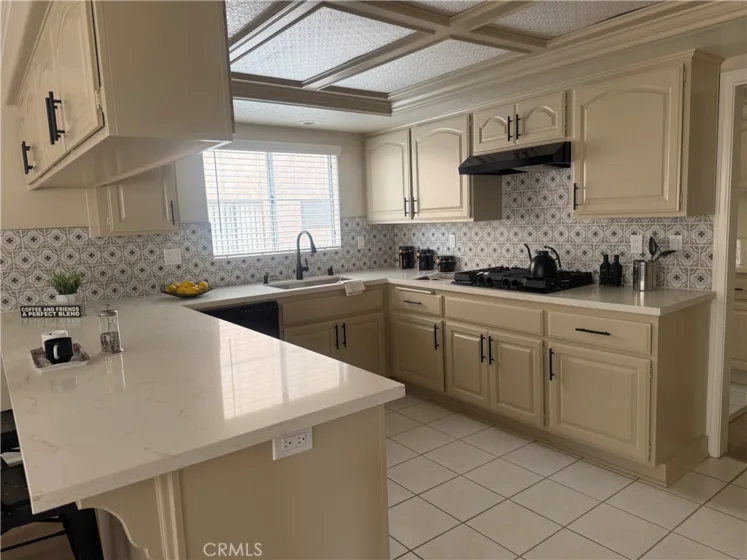 818 S Averill #2 photo 6