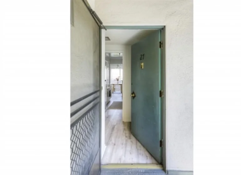 27 Finley photo 21