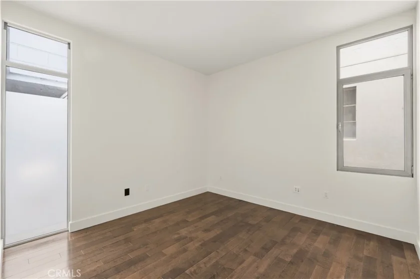 433 Pine #408 photo 18