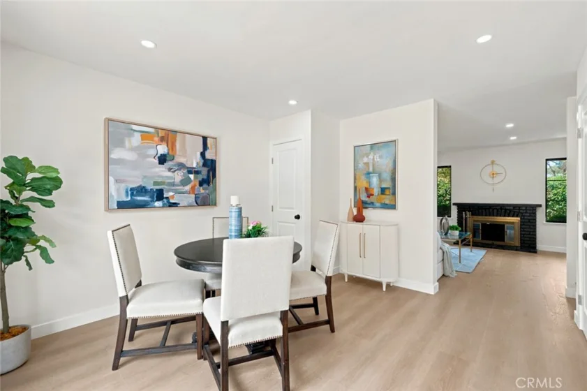 1700 W Cerritos #206 photo 4