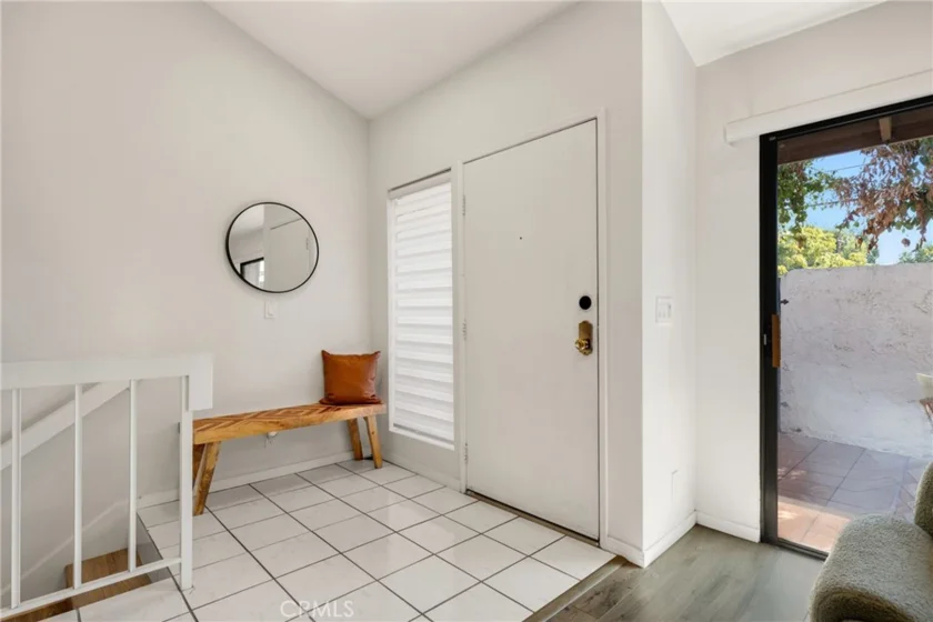 6021 Lindley Avenue #12 photo 22
