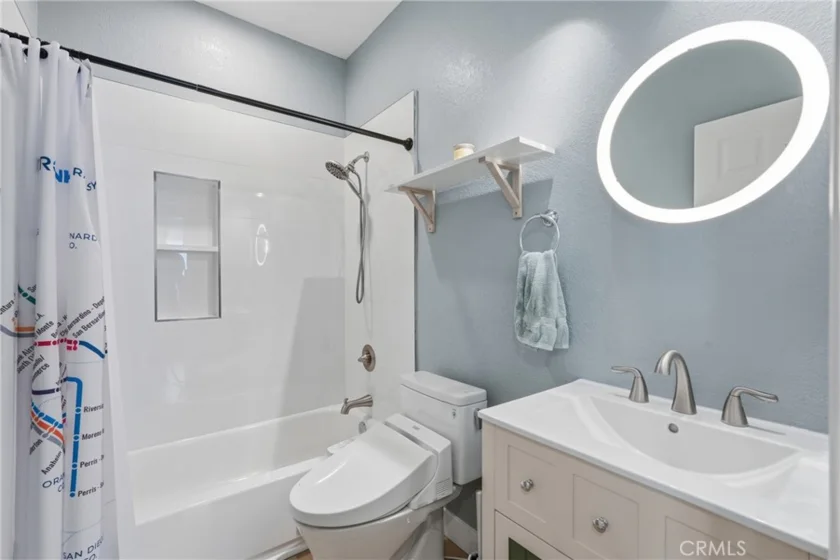 555 Maine Avenue #230 photo 27