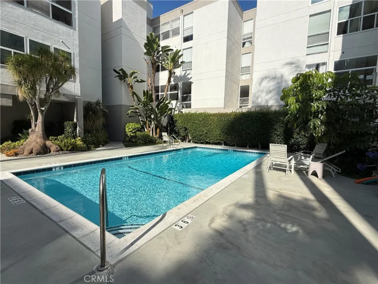 14144 Dickens #310 photo 28