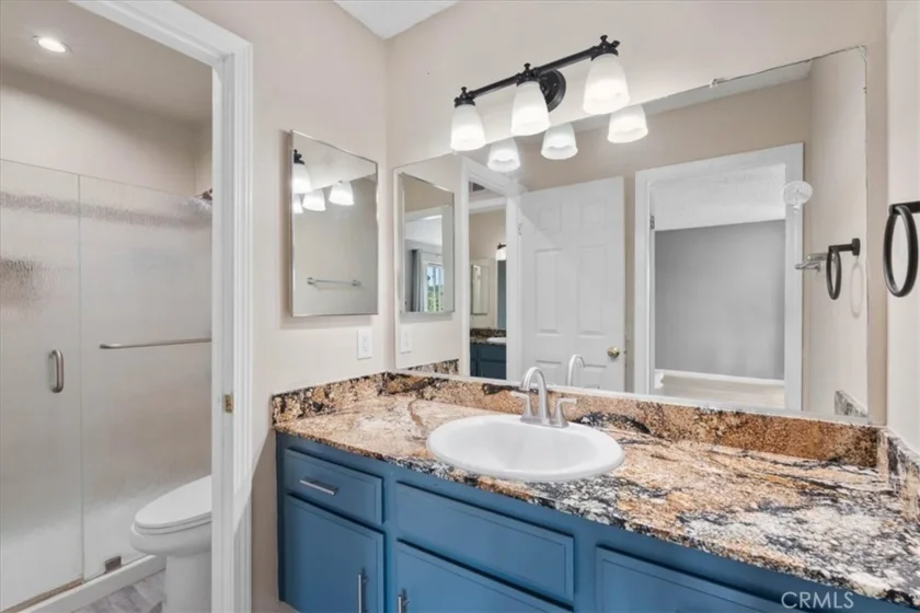 4727 Knickerbocker photo 19