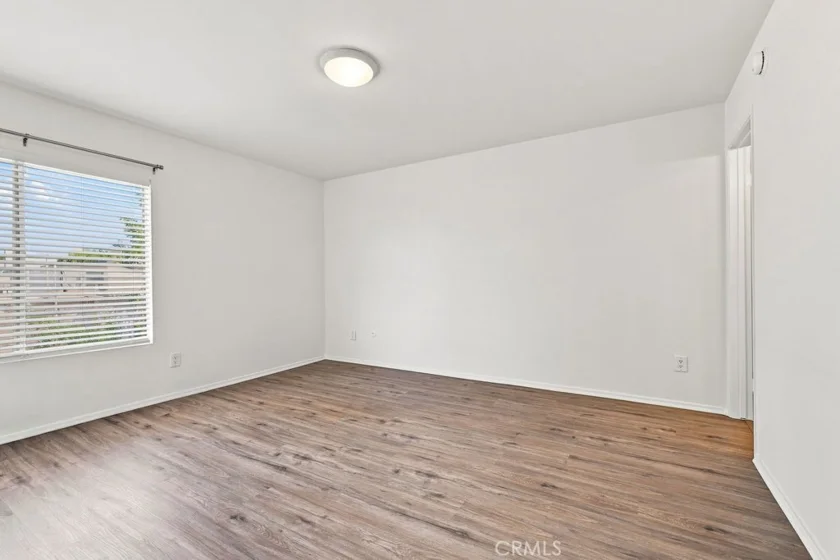 18350 Hatteras #211 photo 26