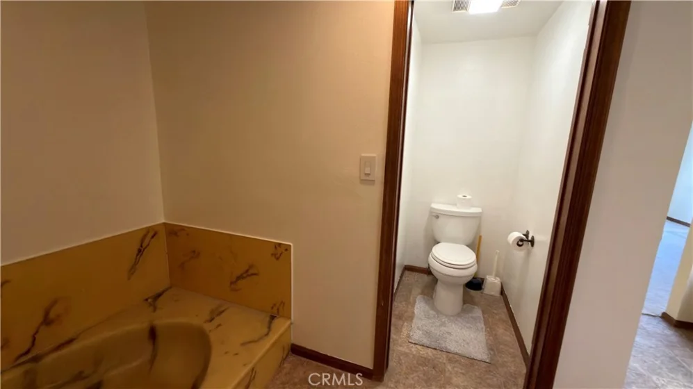 6358 Riviera Circle photo 11