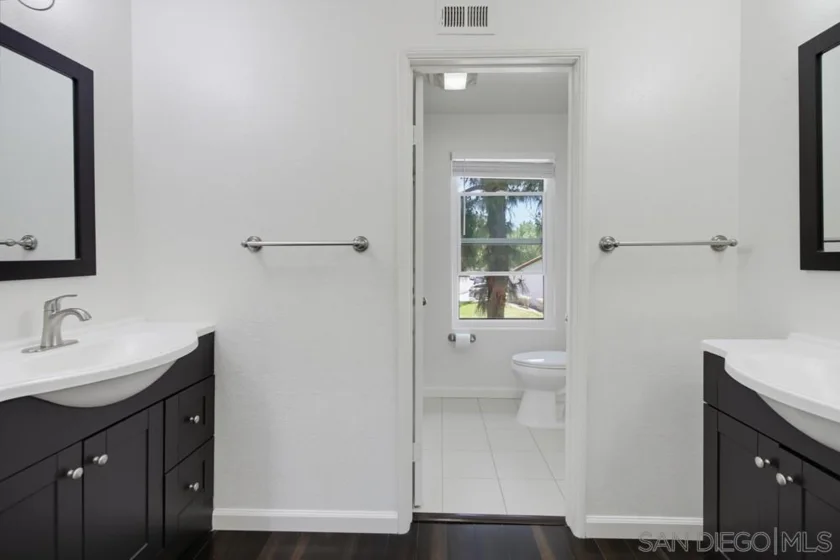 16238 Avenida Venusto #E photo 19