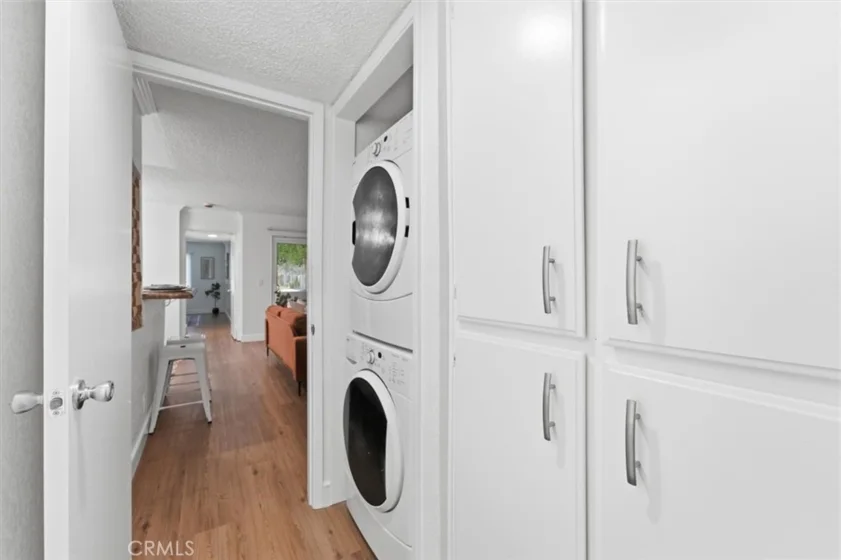3859 Thorncroft Lane #E photo 26