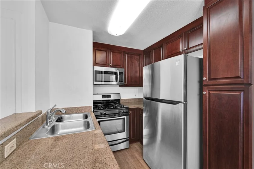 5535 Canoga #332 photo 4