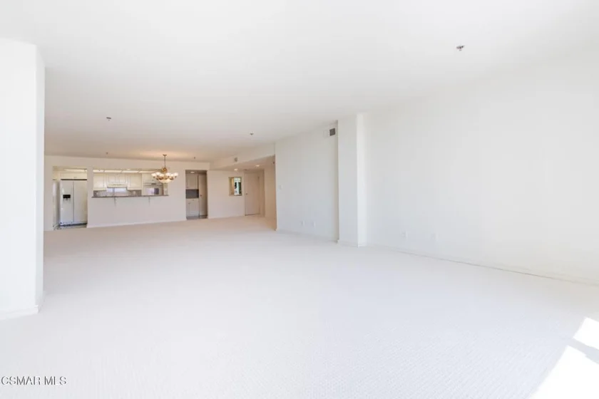 10660 Wilshire Boulevard #410 photo 25