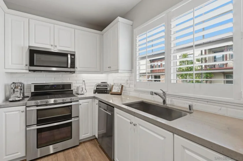 931 Slate Street photo 42