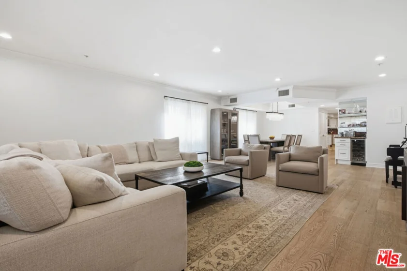 11908 Darlington Avenue #203 photo 4