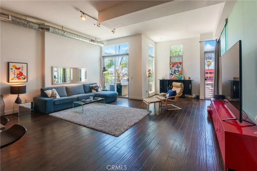 13320 Beach Avenue #301 photo 2